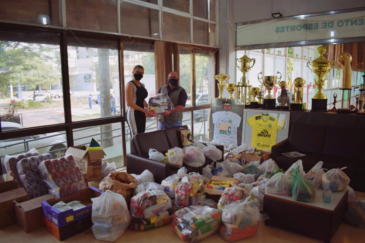 Você está visualizando atualmente IRREGULARIDADES E INFRAÇÕES NOS CAMPEONATOS ESPORTIVOS MUNICIPAIS SÃO PAGAS EM ALIMENTOS NÃO-PERECÍVEIS