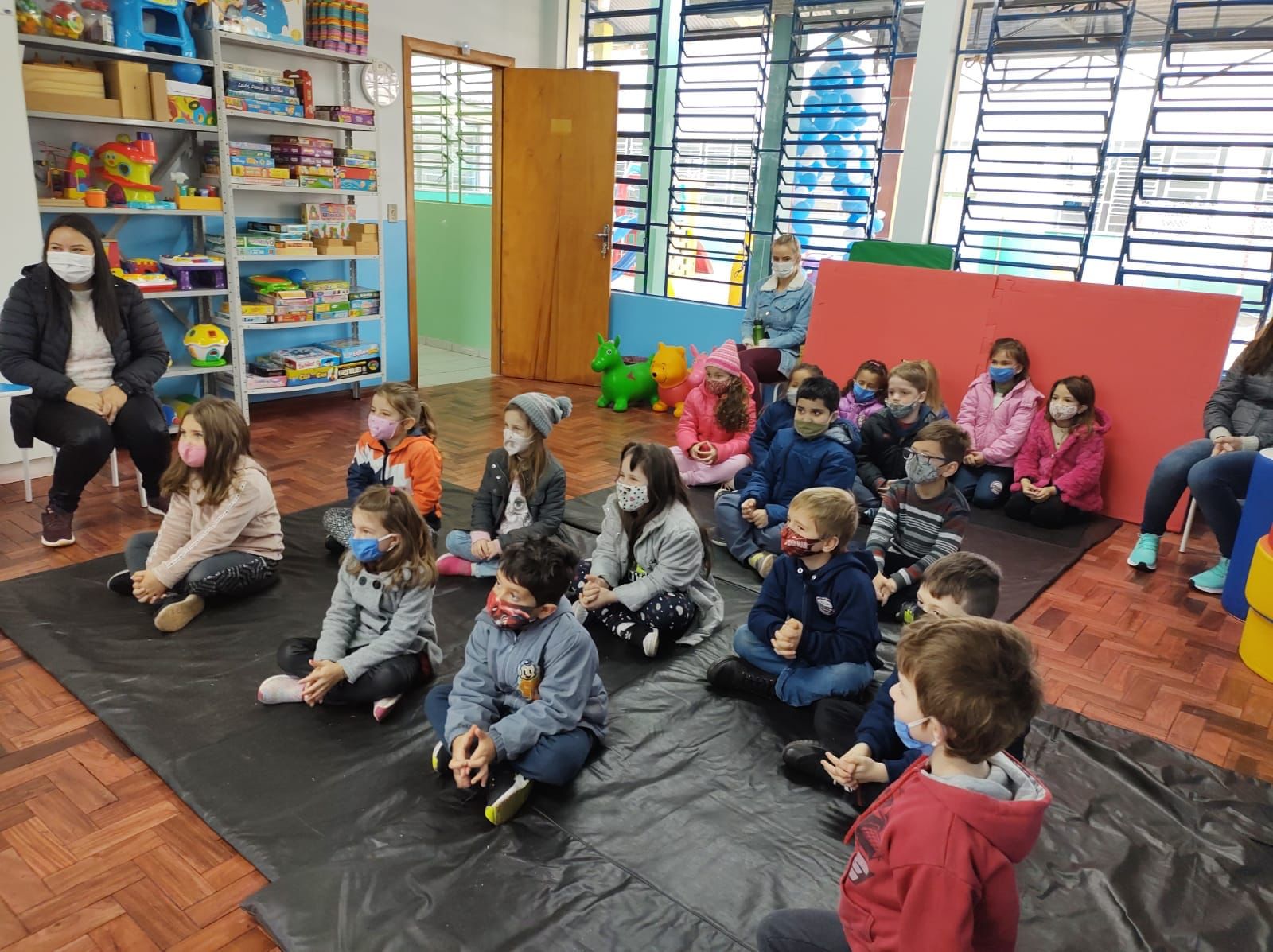 Você está visualizando atualmente ESTUDANTES, PROFESSORES E FUNCIONÁRIOS SÃO PROTAGONISTAS DAS ATIVIDADES REALIZADAS NA EMEF LUIZ BADALOTTI