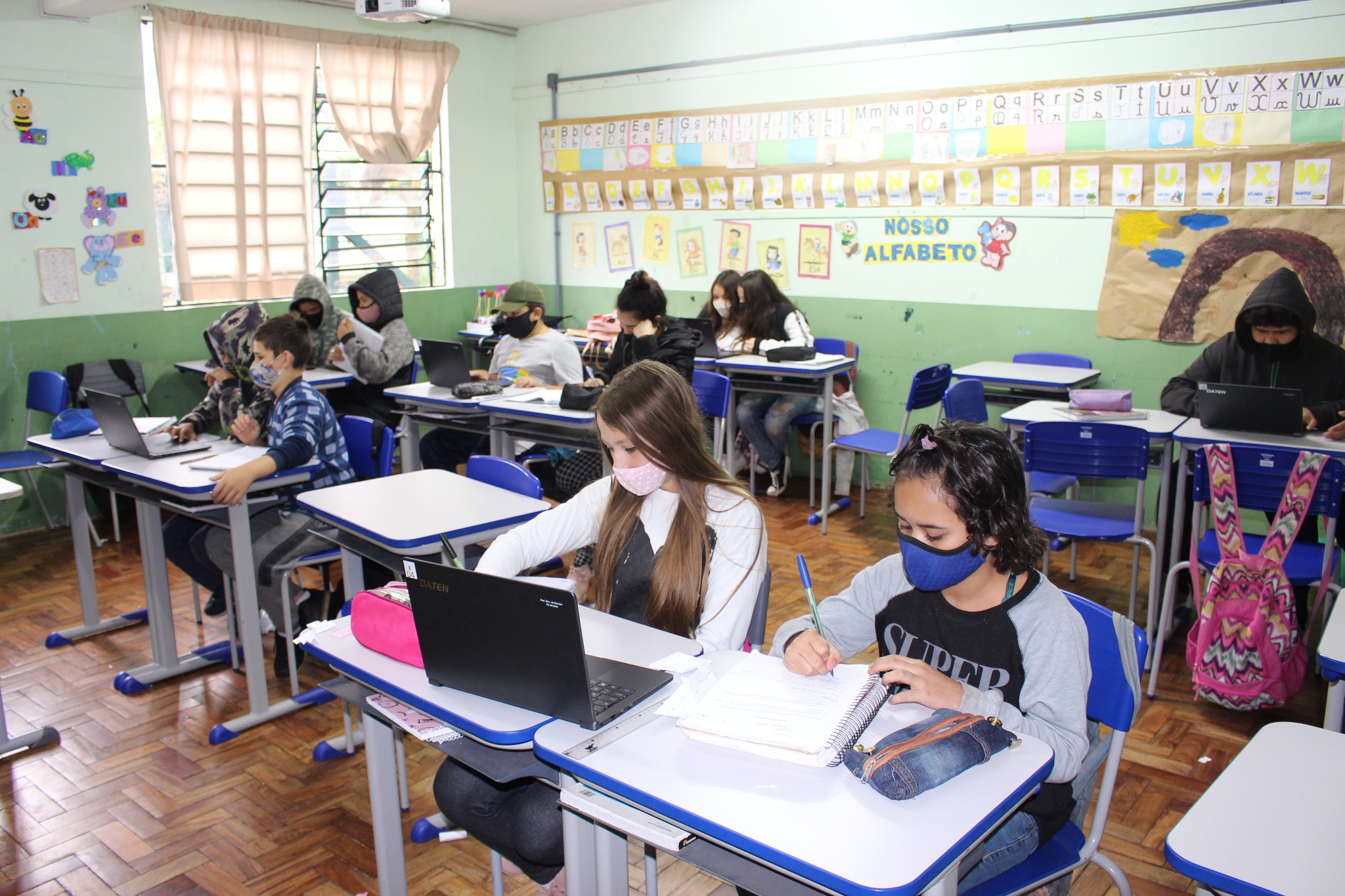 Você está visualizando atualmente REFLEXOS DA PANDEMIA NA EDUCAÇÃO SÃO TRABALHADOS COM OS ESTUDANTES DA EMEF OTHELO ROSA