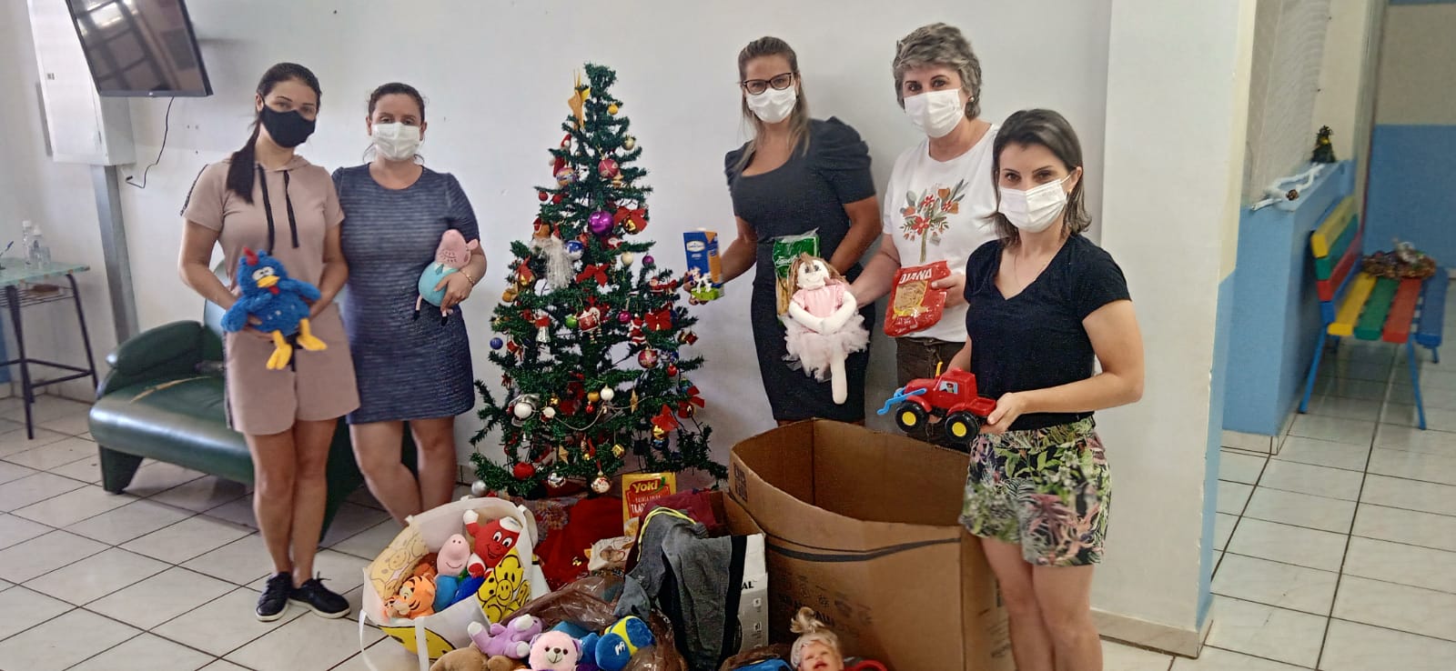 Você está visualizando atualmente ESCOLA ESTEVAM CARRARO PROMOVE DOAÇÕES APÓS A CAMPANHA ‘SEJA A ESTRELA DO NATAL DE ALGUÉM’