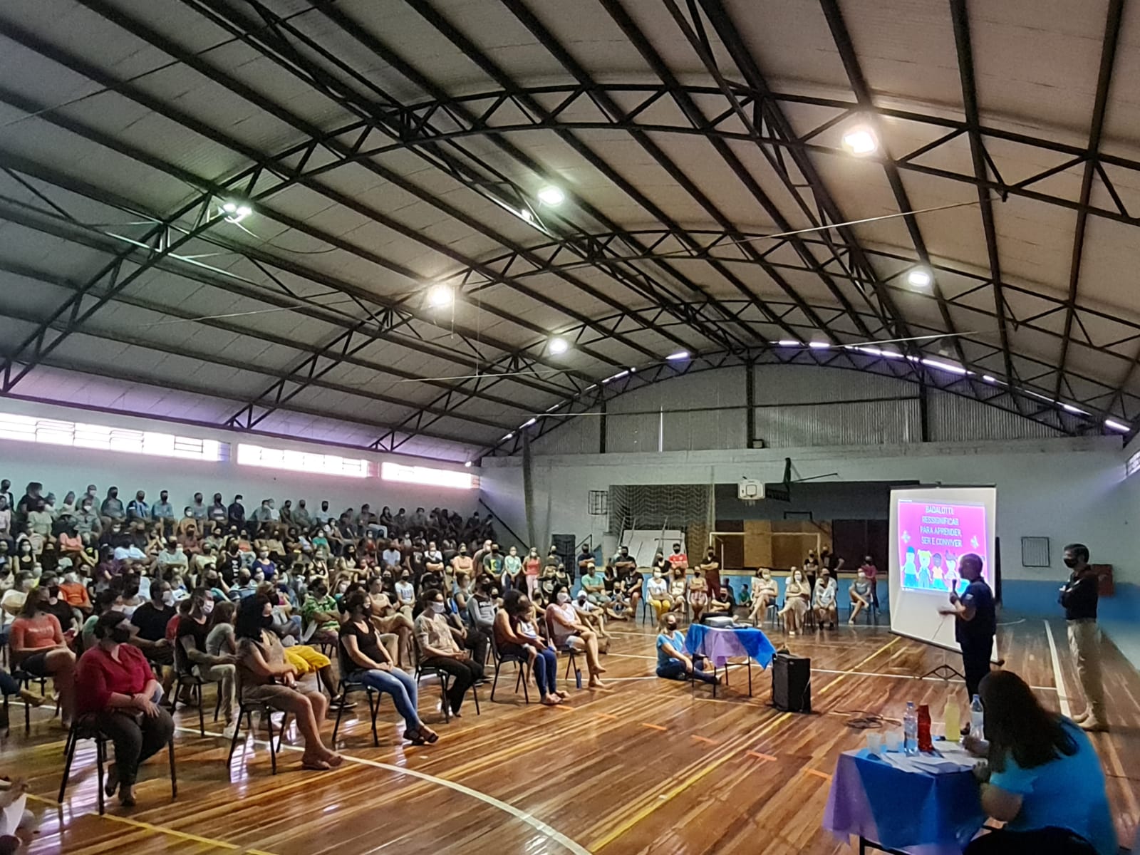 Você está visualizando atualmente EDUCAÇÃO NO TRÂNSITO: MAIS DUAS ESCOLAS RECEBEM INFORMAÇÕES PARA CONSCIENTIZAÇÃO E PREVENÇÃO DE ACIDENTES