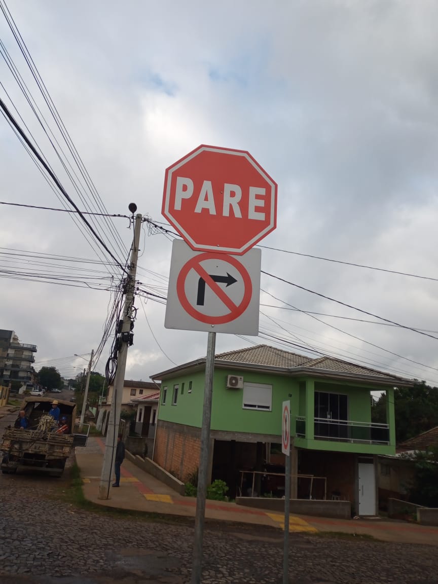 Você está visualizando atualmente TRÂNSITO: PRIMEIRA QUADRA DA RUA ALMIRANTE TAMANDARÉ PASSA TER SENTIDO ÚNICO