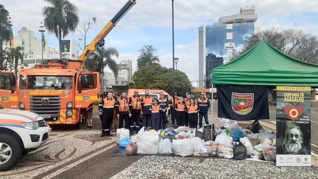 Você está visualizando atualmente EVENTO NA PRAÇA ARRECADA MAIS DE UMA TONELADA DE ALIMENTOS