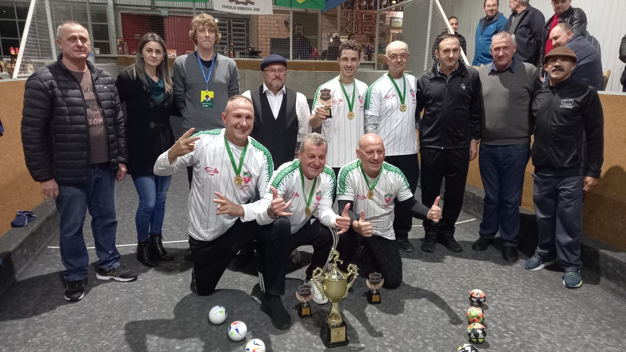 Você está visualizando atualmente E.C. ESPERANÇA É CAMPEÃO MASCULINO DO MUNICIPAL DE BOCHA POR EQUIPES 2022