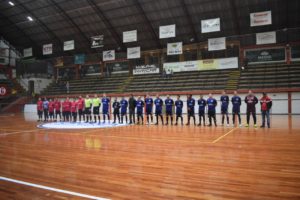 Leia mais sobre o artigo 143 EQUIPES PARTICIPAM DA TAÇA ERECHIM DE FUTSAL