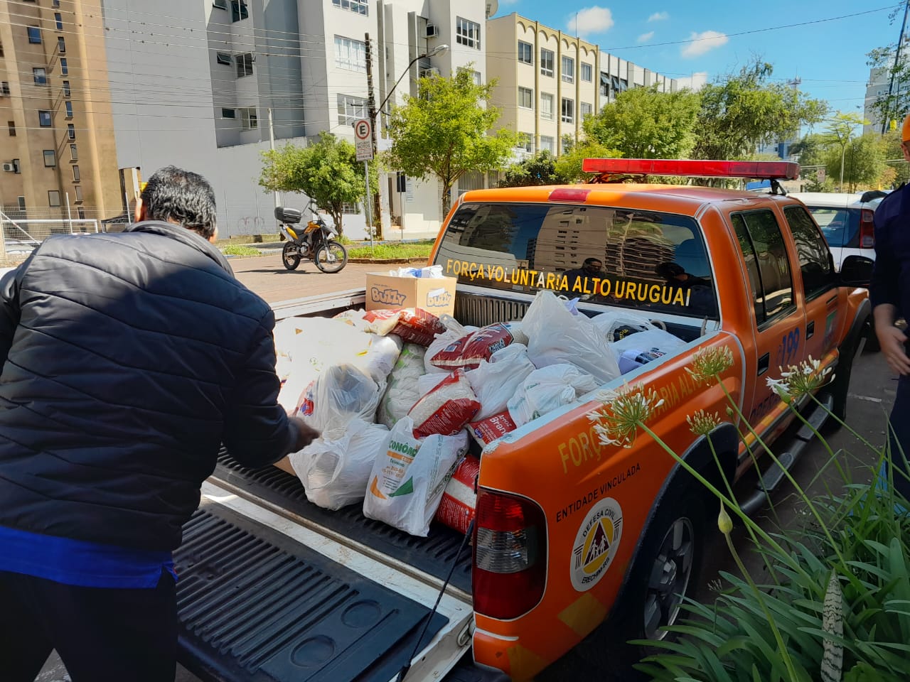 Você está visualizando atualmente PENALIDADES NOS CAMPEONATOS MUNICIPAIS SE TORAM EM DOAÇÕES DE ALIMENTOS